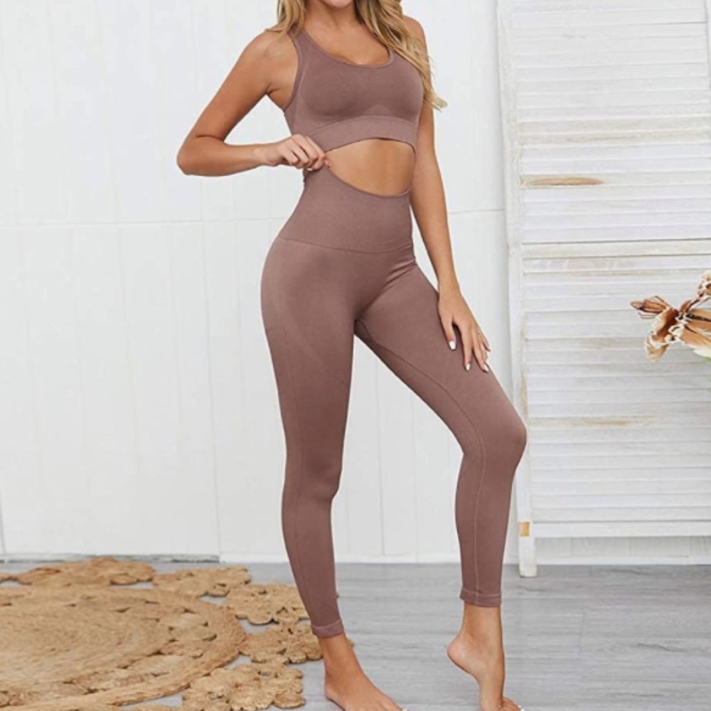 NEW Two Piece High Waist Seamless Workout Yoga Set